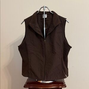 EUC Columbia Chocolate Brown Women's Vest size L